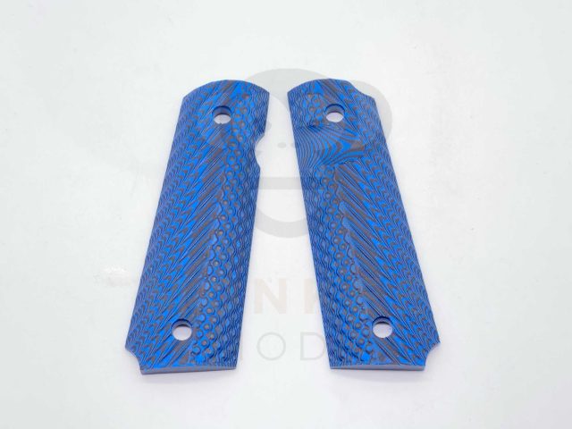 P4 Grip Panel