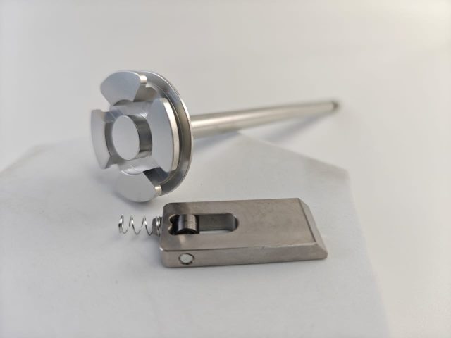 Worker KunLun CNC Stainless Steel Piston & Catch Plate