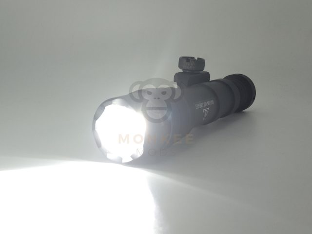 Sotac SD-080 M600DF Flashlight