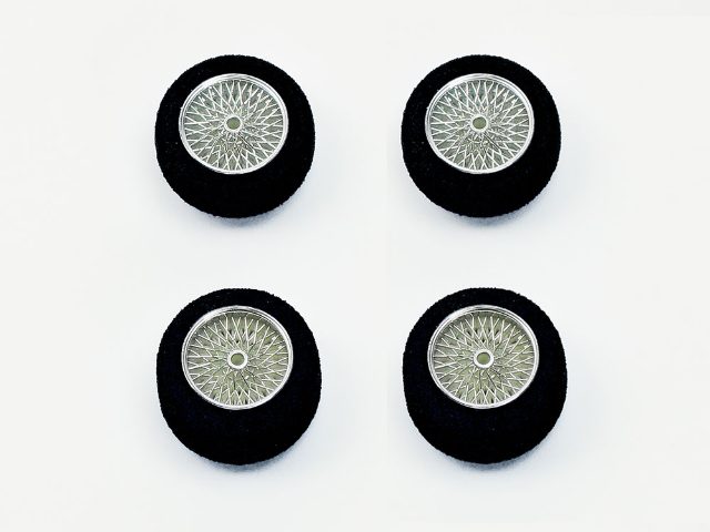 Tamiya Small Dia. Plated Spoke Wheel Set (w/Reston Sponge Tires)(15219)
