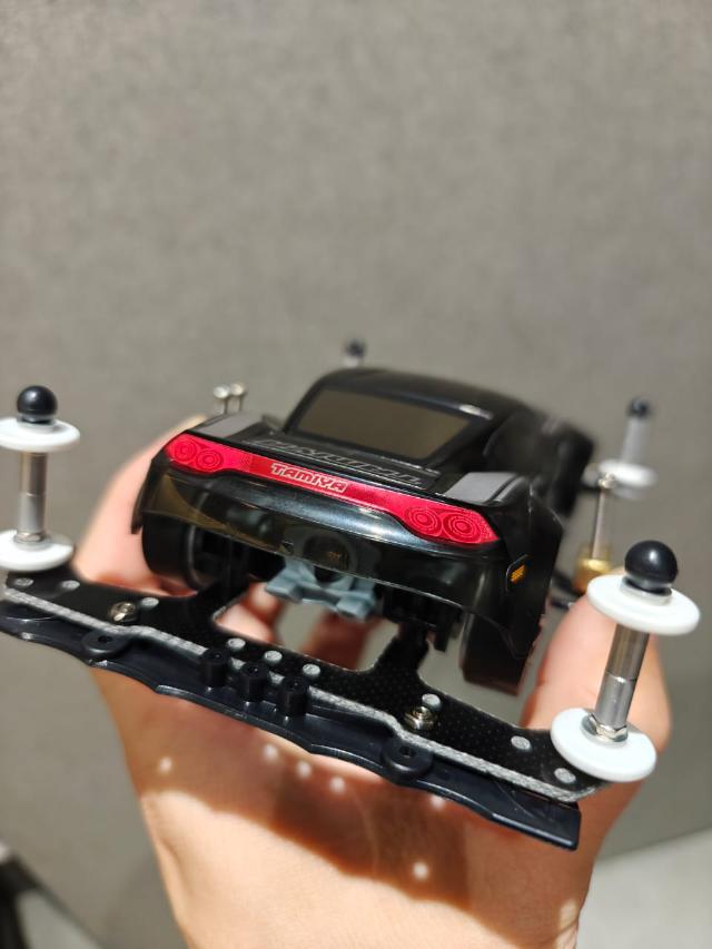 Tamiya Mini 4WD Starter Pack FM-A Balanced Spec (Rowdy Bull)(18710) (Ready to Race)