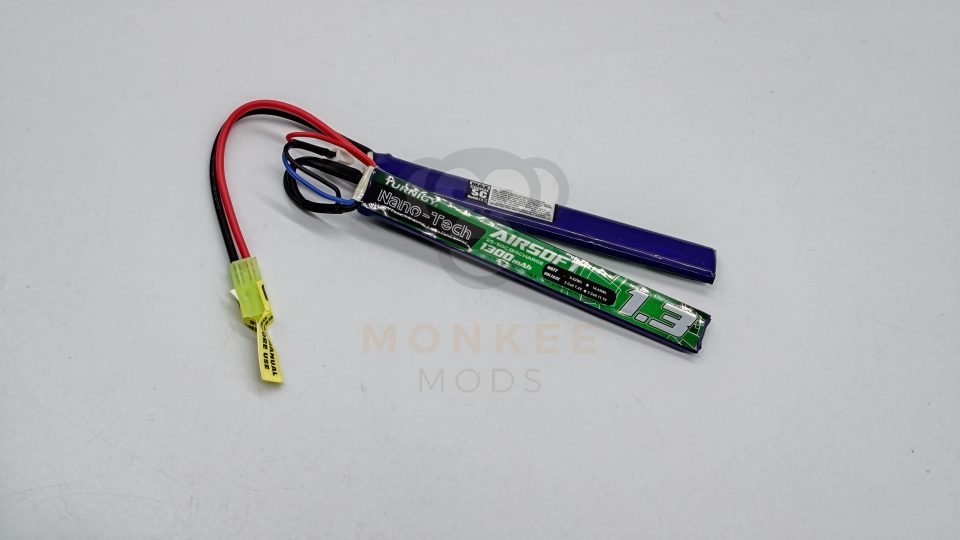 Turnigy Nano-Tech 1300mAh 2s 25~50c LIPO Airsoft Pack (nunchucks version)